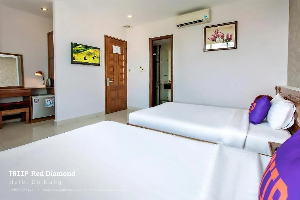 Red Diamond Hotel Dn - By Bay Luxury Da Nang