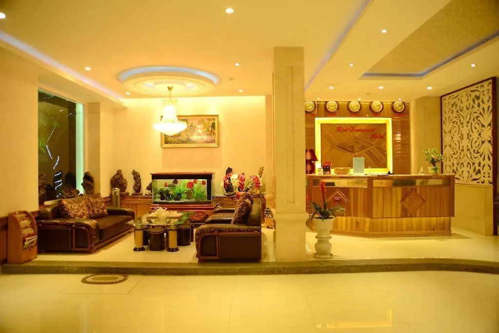 Red Diamond Hotel Dn - By Bay Luxury Da Nang 0*,